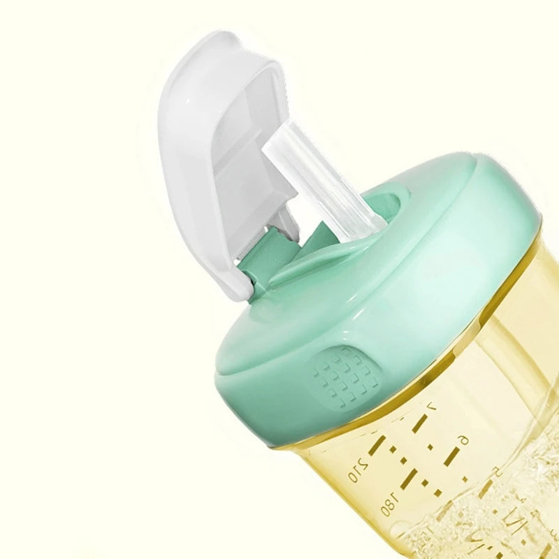 Square Handle Feeding Bottle Grip – Lightweight Easy-Grasp Design for Baby Bottles (6+ Months)