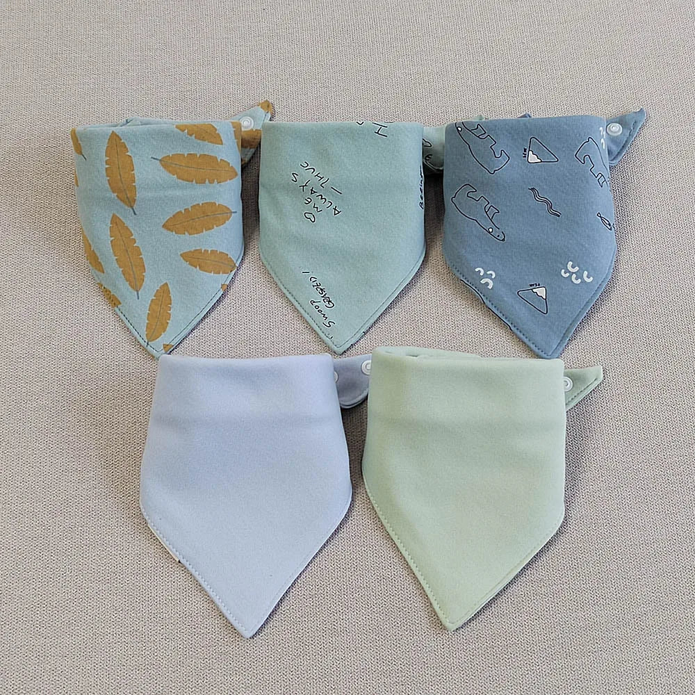 5pcs/lot Baby Bibs Triangle Double Cotton Bibs Cartoon Print Saliva Towel Baby Boys Girls Feeding Apron Cotton Bandana Bibs