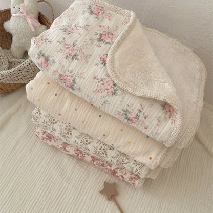 Winter Baby Blanket – Soft Fleece & Muslin Stroller Cover